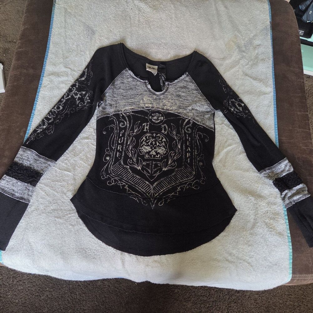 Women’s Harley-Davidson Skull Thermal Waffle Knit Top XS Y2K Biker Goth Grunge